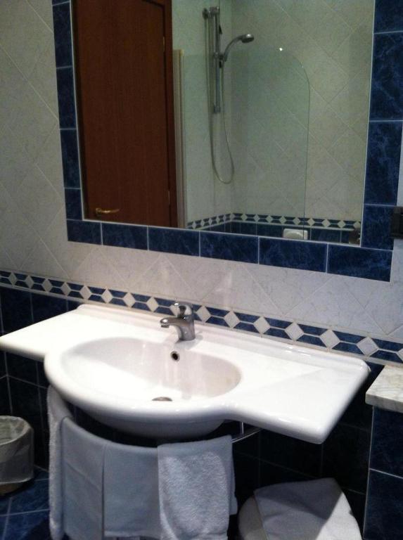 Hotel Il Cigno Perugia Kamer foto